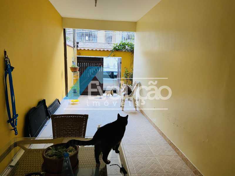 Conheça GARAGEM do imóvel - Casa em Condomínio 3 quartos para venda e aluguel Campo Grande, Rio de Janeiro - R$ 500.000 - V0347 - 5 GARAGEM - Casa em Condomínio 3 quartos para venda e aluguel Campo Grande, Rio de Janeiro - R$ 500.000 - V0347 - 5