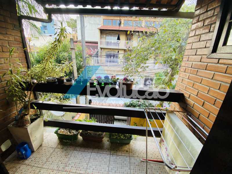 Conheça VARANDA DA SUÍTE do imóvel - Casa em Condomínio 3 quartos para venda e aluguel Campo Grande, Rio de Janeiro - R$ 500.000 - V0347 - 22 VARANDA DA SUÍTE - Casa em Condomínio 3 quartos para venda e aluguel Campo Grande, Rio de Janeiro - R$ 500.000 - V0347 - 22