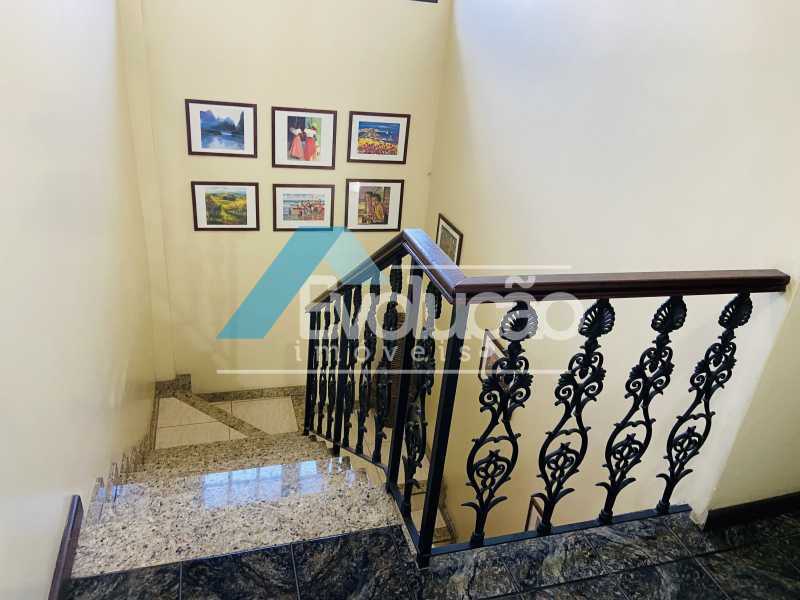Conheça ESCADA do imóvel - Casa em Condomínio 3 quartos para venda e aluguel Campo Grande, Rio de Janeiro - R$ 500.000 - V0347 - 24 ESCADA - Casa em Condomínio 3 quartos para venda e aluguel Campo Grande, Rio de Janeiro - R$ 500.000 - V0347 - 24