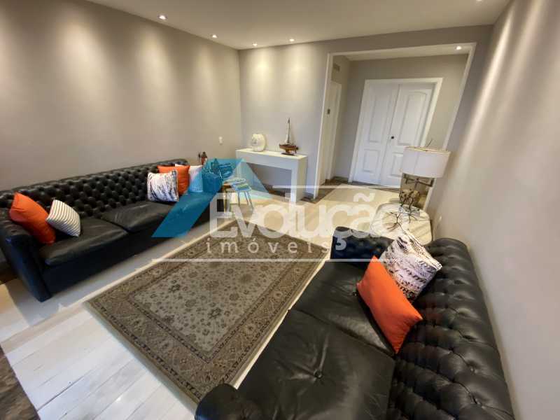 Conheça HALL DE ENTRADA PRÉDIO do imóvel - Apartamento 3 quartos à venda Rio de Janeiro,RJ - R$ 5.950.000 - V0399 - 23 HALL DE ENTRADA PRÉDIO - Apartamento 3 quartos à venda Rio de Janeiro,RJ - R$ 5.950.000 - V0399 - 23