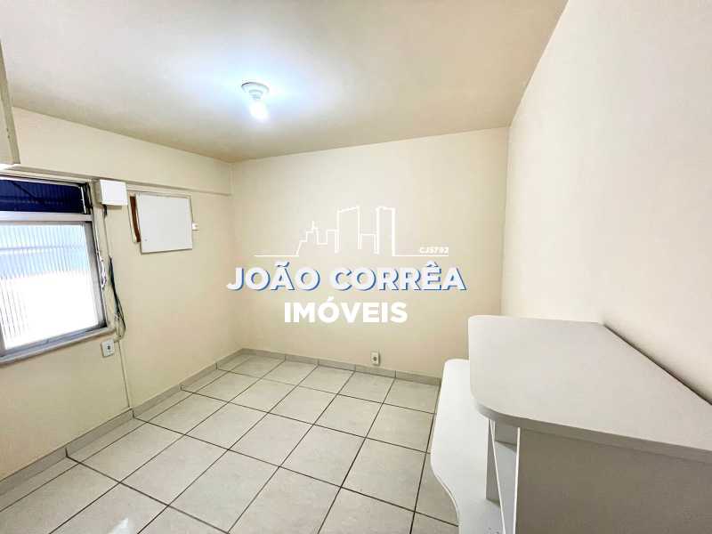 Conheça 08 Primeiro quarto do imóvel - Apartamento à venda Avenida Dom Hélder Câmara,Cascadura, Rio de Janeiro - R$ 120.000 - CBAP20344 - 9 08 Primeiro quarto - Apartamento à venda Avenida Dom Hélder Câmara,Cascadura, Rio de Janeiro - R$ 120.000 - CBAP20344 - 9