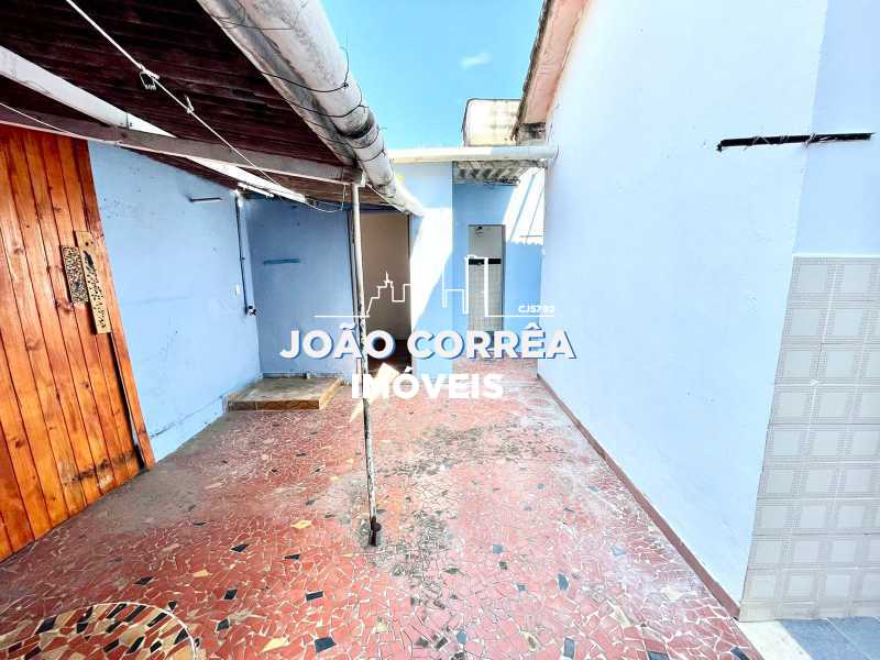 Conheça 16 Quintal do imóvel - Casa de Vila à venda Rua Pedro Leitão,Rio de Janeiro,RJ - R$ 150.000 - CBCV30009 - 19 16 Quintal - Casa de Vila à venda Rua Pedro Leitão,Rio de Janeiro,RJ - R$ 150.000 - CBCV30009 - 19