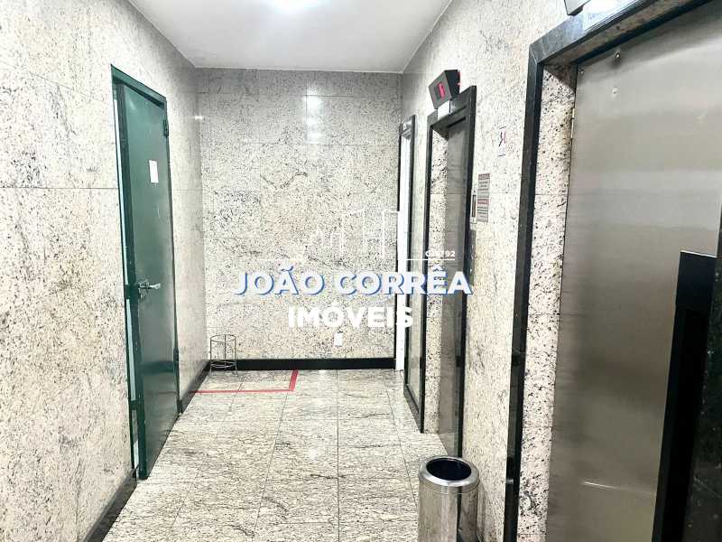 Conheça 19 Hall elevadores do imóvel - Sala Comercial 25m² à venda Rua Medina,Rio de Janeiro,RJ - R$ 150.000 - CBSL00012 - 21 19 Hall elevadores - Sala Comercial 25m² à venda Rua Medina,Rio de Janeiro,RJ - R$ 150.000 - CBSL00012 - 21