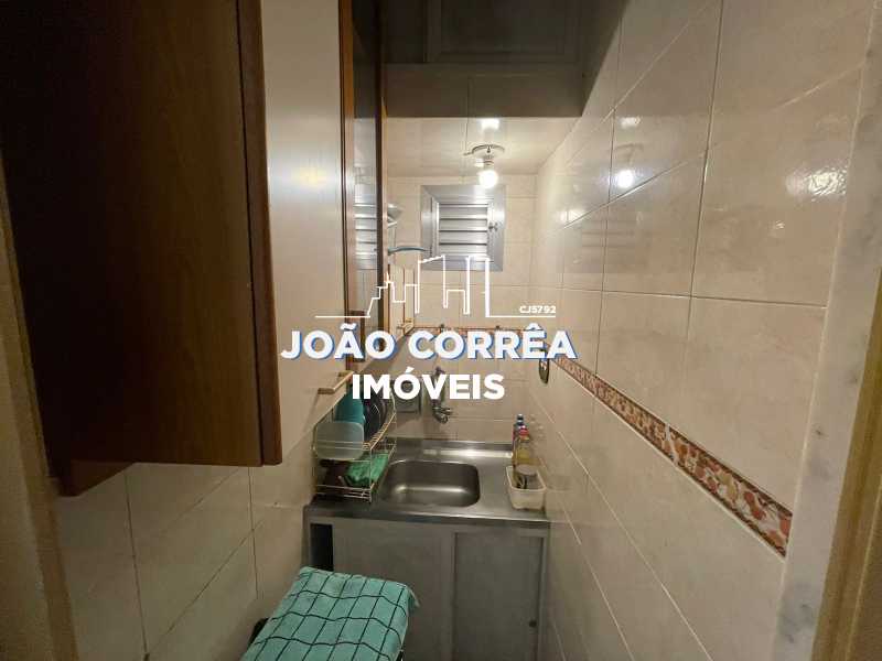 10 Cozinha. - Apartamento à venda Rua Ministro Viveiros de Castro,Rio de Janeiro,RJ - R$ 350.000 - CBAP10055 - 11