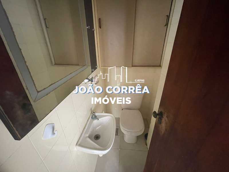 15 Banheiro empregada. - Apartamento à venda Rua Doutor Nunes,Rio de Janeiro,RJ - R$ 315.000 - CBAP30161 - 16