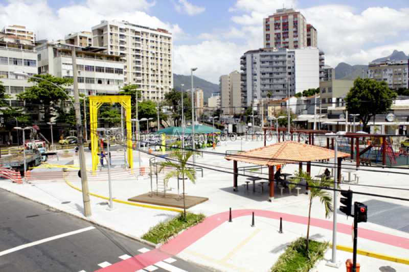 Conheça Praça_Varnhagen_01 do imóvel - Casa à venda Rua Dona Maria,Vila Isabel, Rio de Janeiro - R$ 550.000 - TJCA00003 - 3 Praça_Varnhagen_01 - Casa à venda Rua Dona Maria,Vila Isabel, Rio de Janeiro - R$ 550.000 - TJCA00003 - 3
