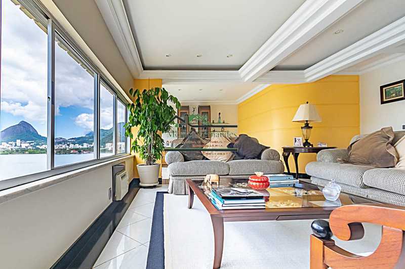 Conheça a4b5751ebeab0737-IMG_5543-HDR do imóvel - Cobertura Duplex na Lagoa, RJ. 4 Suítes, Piscina, Sauna, Solário Com Churrasqueira e Vista 360º da Lagoa. - AP27 - 4 a4b5751ebeab0737-IMG_5543-HDR - Cobertura Duplex na Lagoa, RJ. 4 Suítes, Piscina, Sauna, Solário Com Churrasqueira e Vista 360º da Lagoa. - AP27 - 4