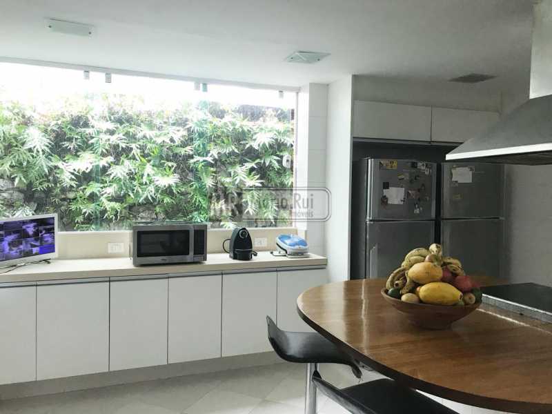 Conheça 13 do imóvel - Casa em Condominio Rua Oduvaldo Viana Filho,Itanhangá,Rio de Janeiro,RJ À Venda,5 Quartos,450m² - MRCN50010 - 10 13 - Casa em Condominio Rua Oduvaldo Viana Filho,Itanhangá,Rio de Janeiro,RJ À Venda,5 Quartos,450m² - MRCN50010 - 10
