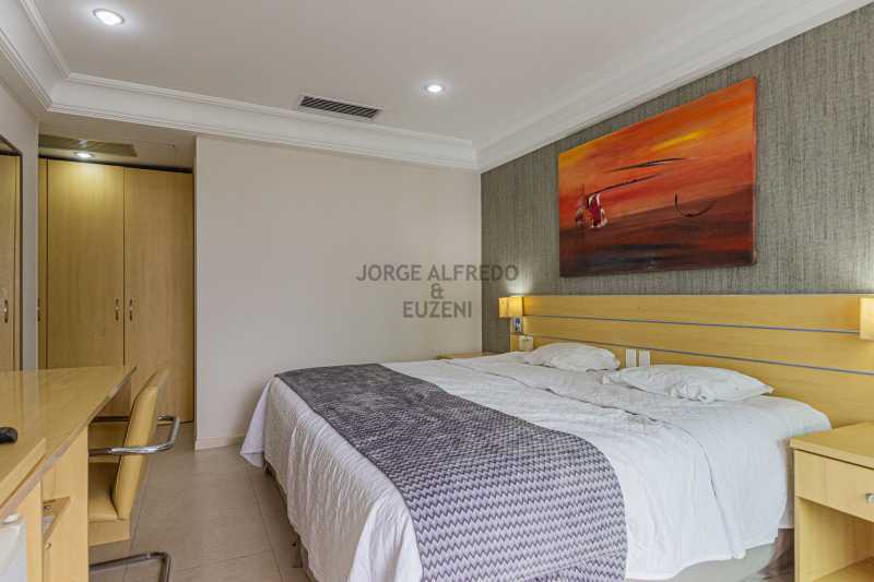 Conheça Quarto-5 1 do imóvel - Vendo Mediterraneo Flat Av. Gastão Senger - Barra da Tijuca. - JAFL20007 - 10 Quarto-5 1 - Vendo Mediterraneo Flat Av. Gastão Senger - Barra da Tijuca. - JAFL20007 - 10
