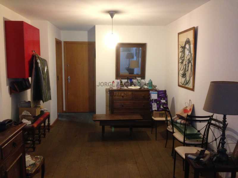 Conheça 2 sala do imóvel - Vendo Condominio Lagoa Stylus - Avenida Lineu de Paula Machado 3 quartos . Oportunidade!! - JAAP30080 - 4 2 sala - Vendo Condominio Lagoa Stylus - Avenida Lineu de Paula Machado 3 quartos . Oportunidade!! - JAAP30080 - 4