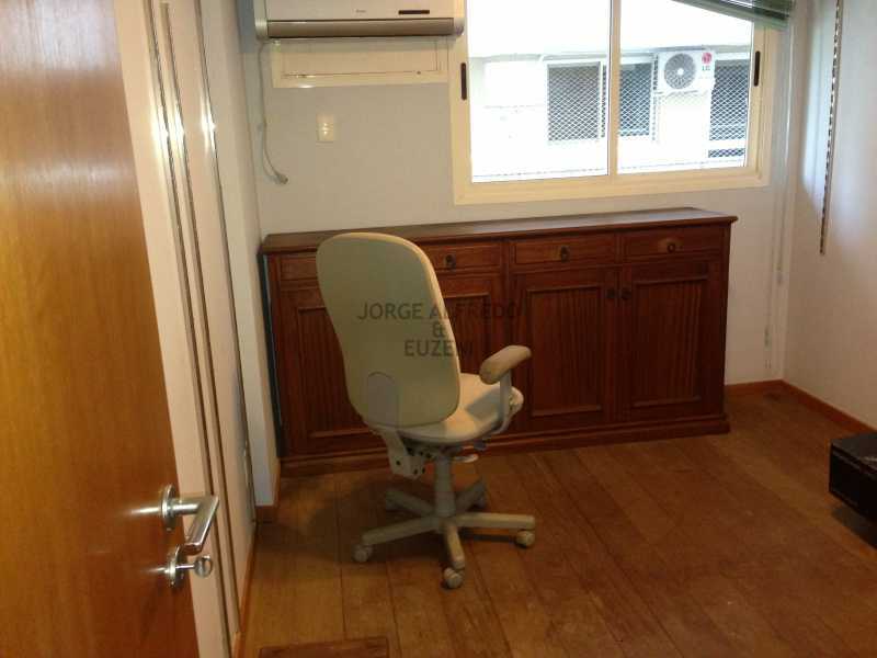 Conheça 6 escritorio do imóvel - Vendo Condominio Lagoa Stylus - Avenida Lineu de Paula Machado 3 quartos . Oportunidade!! - JAAP30080 - 7 6 escritorio - Vendo Condominio Lagoa Stylus - Avenida Lineu de Paula Machado 3 quartos . Oportunidade!! - JAAP30080 - 7