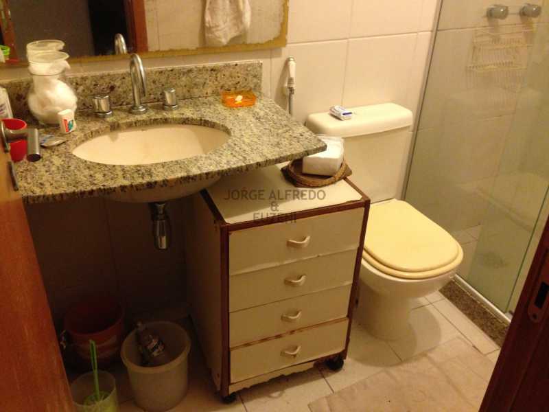 Conheça 11 banheiro suite do imóvel - Vendo Condominio Lagoa Stylus - Avenida Lineu de Paula Machado 3 quartos . Oportunidade!! - JAAP30080 - 12 11 banheiro suite - Vendo Condominio Lagoa Stylus - Avenida Lineu de Paula Machado 3 quartos . Oportunidade!! - JAAP30080 - 12