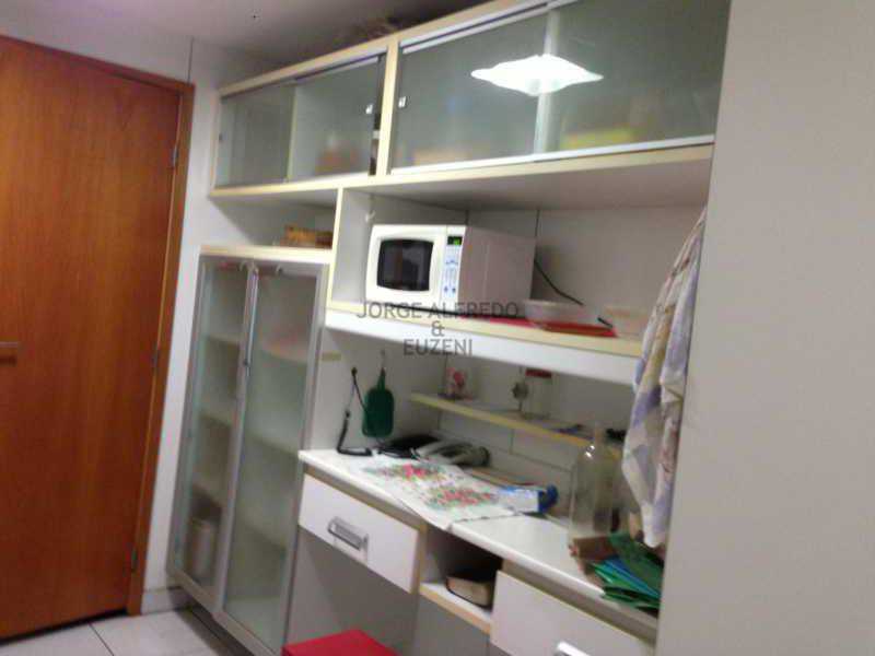 Conheça 15 cozinha do imóvel - Vendo Condominio Lagoa Stylus - Avenida Lineu de Paula Machado 3 quartos . Oportunidade!! - JAAP30080 - 16 15 cozinha - Vendo Condominio Lagoa Stylus - Avenida Lineu de Paula Machado 3 quartos . Oportunidade!! - JAAP30080 - 16
