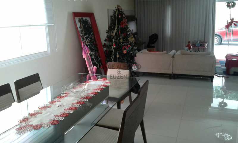 Conheça WhatsApp Image 2021-06-15 at 1 do imóvel - Casa 3 quartos para venda e aluguel Centro, Itaguaí - R$ 1.250.000 - JACA30017 - 7 WhatsApp Image 2021-06-15 at 1 - Casa 3 quartos para venda e aluguel Centro, Itaguaí - R$ 1.250.000 - JACA30017 - 7