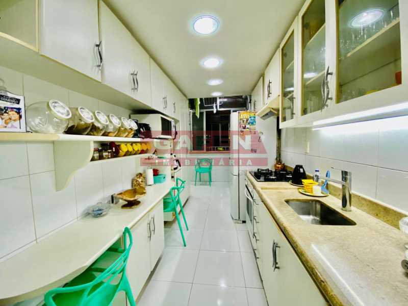 Conheça 0f8bc229-e220-41f6-8a49-3ae4f1 do imóvel - EXCELENTE APARTAMENTO NA AVENIDA ATLÂNTICA NO POSTO 6 DE COPACABANA - GA30436 - 23 0f8bc229-e220-41f6-8a49-3ae4f1 - EXCELENTE APARTAMENTO NA AVENIDA ATLÂNTICA NO POSTO 6 DE COPACABANA - GA30436 - 23