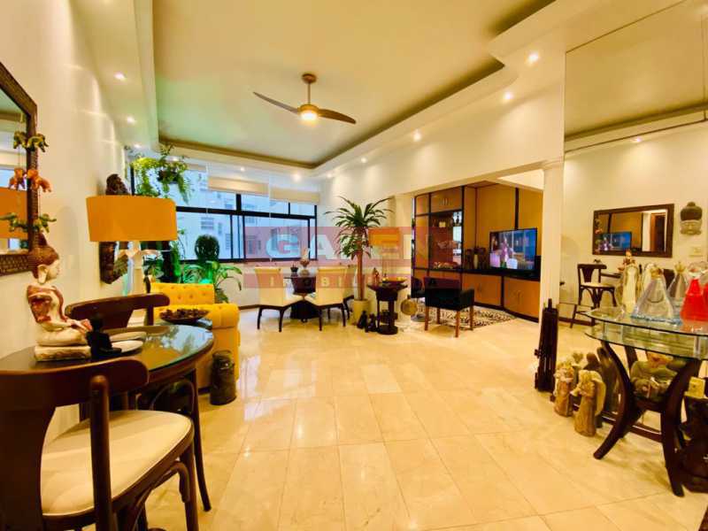 Conheça c7896617-165f-4eee-9e83-ae30b0 do imóvel - EXCELENTE APARTAMENTO NA AVENIDA ATLÂNTICA NO POSTO 6 DE COPACABANA - GA30436 - 1 c7896617-165f-4eee-9e83-ae30b0 - EXCELENTE APARTAMENTO NA AVENIDA ATLÂNTICA NO POSTO 6 DE COPACABANA - GA30436 - 1