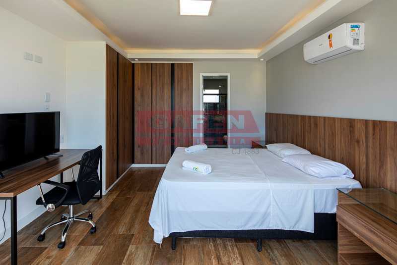 Conheça 1-suite-1 do imóvel - EXCELENTE COBERTURA TRIPLEX DE LUXO TODA REFORMADA NO POSTO 6 DE COPACABANA !!! - GACO60004 - 13 1-suite-1 - EXCELENTE COBERTURA TRIPLEX DE LUXO TODA REFORMADA NO POSTO 6 DE COPACABANA !!! - GACO60004 - 13