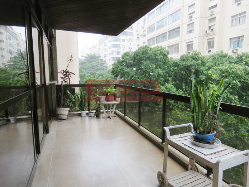 Conheça IMG_0063 do imóvel - EXCELENTE APARTAMENTO COM VARANDA NA RUA PAULA FREITAS DE COPACABANA. - GA30258 - 1 IMG_0063 - EXCELENTE APARTAMENTO COM VARANDA NA RUA PAULA FREITAS DE COPACABANA. - GA30258 - 1