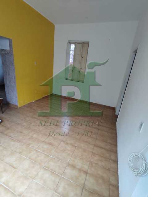 Conheça 0138f8d5-4e43-4921-9242-3656ed do imóvel - Apartamento para alugar Rua Juliano de Miranda,Rio de Janeiro,RJ - R$ 900 - VLAP20364 - 5 0138f8d5-4e43-4921-9242-3656ed - Apartamento para alugar Rua Juliano de Miranda,Rio de Janeiro,RJ - R$ 900 - VLAP20364 - 5