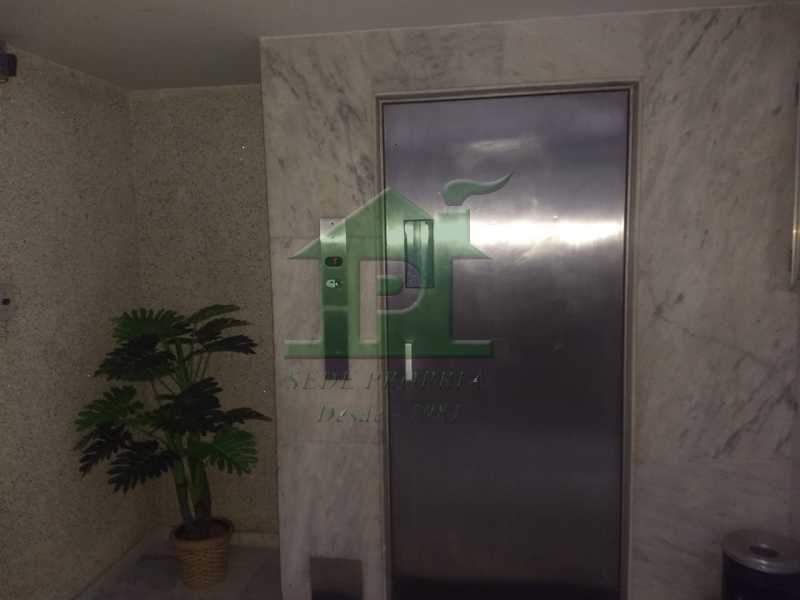 Conheça ELEVADOR do imóvel - PATRINE VENDE ÓTIMO APARTAMENTO - VLAP10039 - 17 ELEVADOR - PATRINE VENDE ÓTIMO APARTAMENTO - VLAP10039 - 17
