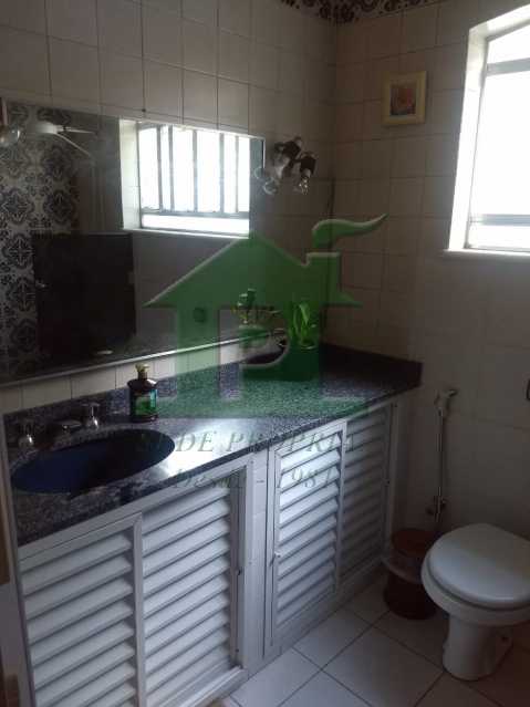 Conheça WhatsApp Image 2019-10-09 at 1 do imóvel - EXCELENTE CASA NA VILA DA PENHA - RS930.000,00 - VLCA40013 - 17 WhatsApp Image 2019-10-09 at 1 - EXCELENTE CASA NA VILA DA PENHA - RS930.000,00 - VLCA40013 - 17