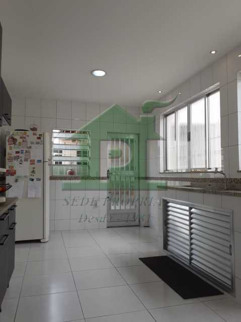 Conheça WhatsApp Image 2020-10-24 at 2 do imóvel - Casa 4 quartos à venda Rio de Janeiro,RJ - R$ 680.000 - VLCA40016 - 13 WhatsApp Image 2020-10-24 at 2 - Casa 4 quartos à venda Rio de Janeiro,RJ - R$ 680.000 - VLCA40016 - 13