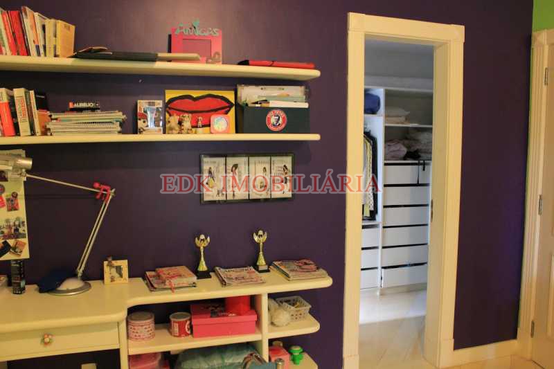 Conheça 4a suite 2 do imóvel - Casa em Condomínio 5 quartos à venda Barra da Tijuca, Rio de Janeiro - R$ 5.900.000 - 1733 - 23 4a suite 2 - Casa em Condomínio 5 quartos à venda Barra da Tijuca, Rio de Janeiro - R$ 5.900.000 - 1733 - 23