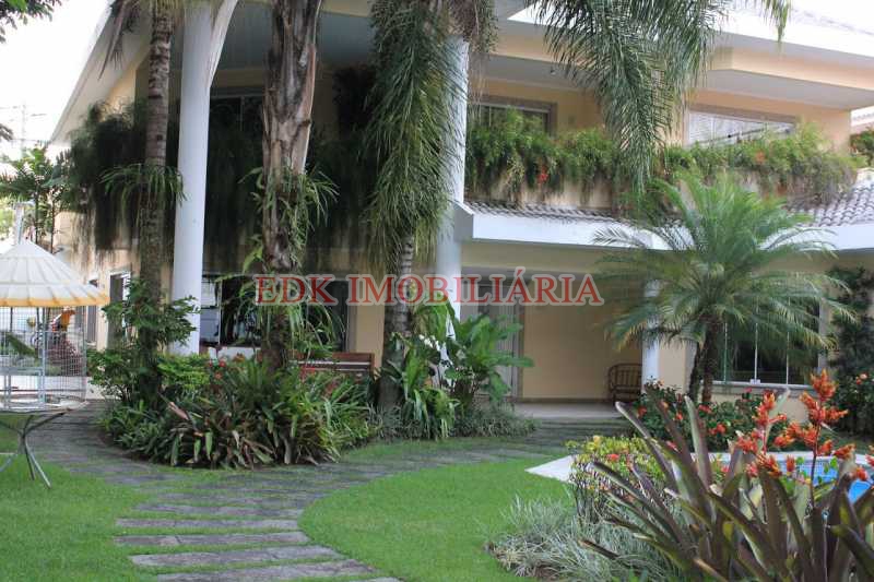 Conheça vista frontal 3 do imóvel - Casa em Condomínio 5 quartos à venda Barra da Tijuca, Rio de Janeiro - R$ 5.900.000 - 1733 - 4 vista frontal 3 - Casa em Condomínio 5 quartos à venda Barra da Tijuca, Rio de Janeiro - R$ 5.900.000 - 1733 - 4