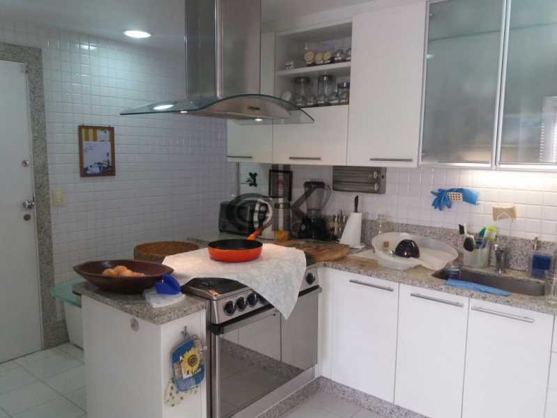 Conheça WhatsApp Image 2018-08-07 at 0 do imóvel - Cobertura 3 quartos à venda Jardim Oceanico, Rio de Janeiro - R$ 3.000.000 - 4000 - 15 WhatsApp Image 2018-08-07 at 0 - Cobertura 3 quartos à venda Jardim Oceanico, Rio de Janeiro - R$ 3.000.000 - 4000 - 15