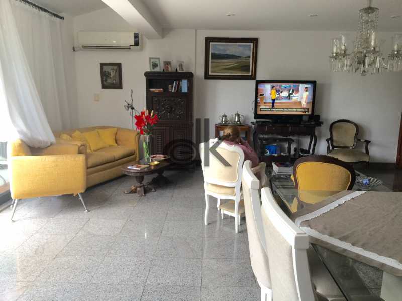 Conheça Sala do imóvel - Cobertura 4 quartos à venda Jardim Oceanico, Rio de Janeiro - R$ 2.350.000 - 5202 - 11 Sala - Cobertura 4 quartos à venda Jardim Oceanico, Rio de Janeiro - R$ 2.350.000 - 5202 - 11
