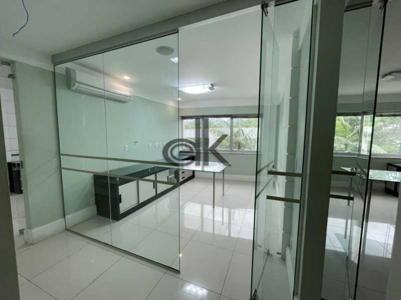 Conheça WhatsApp Image 2021-10-25 at 1 do imóvel - Sala Comercial 130m² para alugar Barra da Tijuca, Rio de Janeiro - R$ 6.000 - A586 - 1 WhatsApp Image 2021-10-25 at 1 - Sala Comercial 130m² para alugar Barra da Tijuca, Rio de Janeiro - R$ 6.000 - A586 - 1
