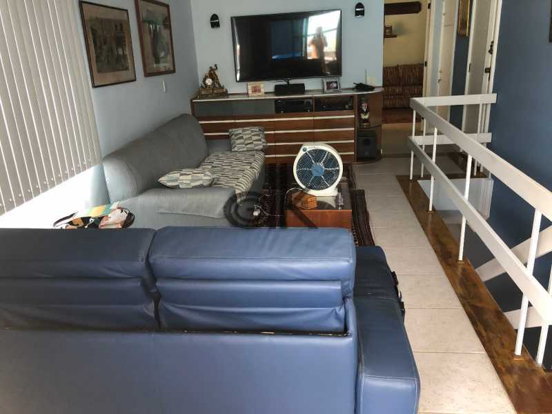 Conheça WhatsApp Image 2022-02-10 at 1 do imóvel - EDK - VENDE - COB DUPLEX ABM - LAKE BUENA VISTA - BARRA DA TIJUCA - RJ - 6625 - 8 WhatsApp Image 2022-02-10 at 1 - EDK - VENDE - COB DUPLEX ABM - LAKE BUENA VISTA - BARRA DA TIJUCA - RJ - 6625 - 8