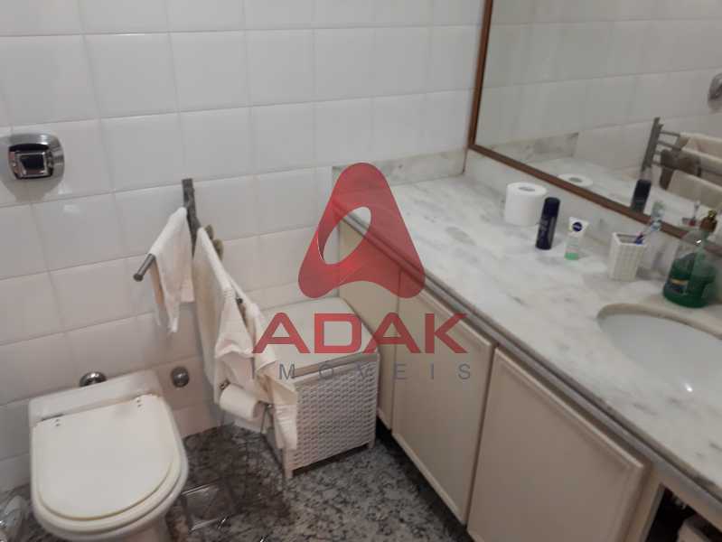 Conheça 20180316_104626 do imóvel - Cobertura 2 quartos à venda Laranjeiras, Rio de Janeiro - R$ 1.490.000 - LACO20017 - 10 20180316_104626 - Cobertura 2 quartos à venda Laranjeiras, Rio de Janeiro - R$ 1.490.000 - LACO20017 - 10