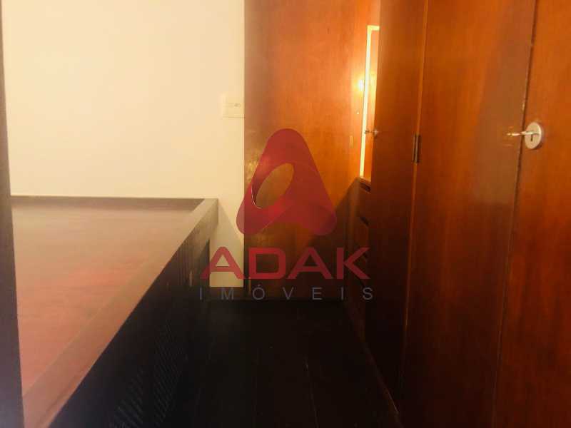 Conheça 84e7a0c8-bb36-460e-9f5c-203437 do imóvel - Kitnet/Conjugado 40m² à venda Laranjeiras, Rio de Janeiro - R$ 550.000 - LAKI10081 - 11 84e7a0c8-bb36-460e-9f5c-203437 - Kitnet/Conjugado 40m² à venda Laranjeiras, Rio de Janeiro - R$ 550.000 - LAKI10081 - 11
