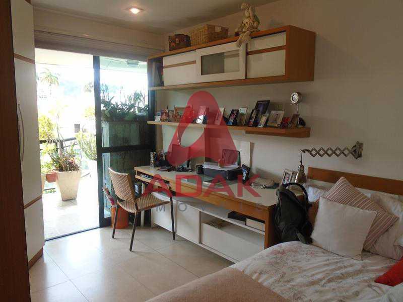Conheça 18. do imóvel - Cobertura 3 quartos à venda Laranjeiras, Rio de Janeiro - R$ 2.600.000 - LACO30025 - 19 18. - Cobertura 3 quartos à venda Laranjeiras, Rio de Janeiro - R$ 2.600.000 - LACO30025 - 19