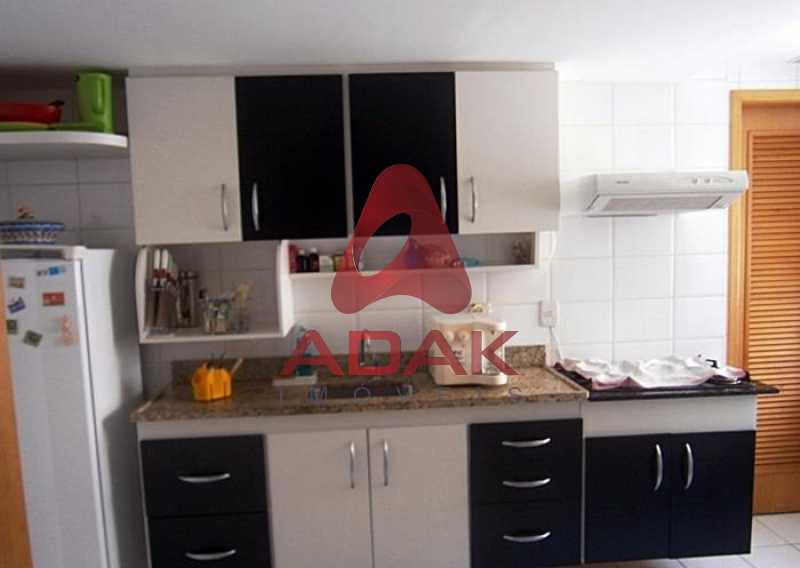 Conheça WhatsApp Image 2018-08-10 at 1 do imóvel - Cobertura 3 quartos à venda Catete, Rio de Janeiro - R$ 1.450.000 - LACO30026 - 15 WhatsApp Image 2018-08-10 at 1 - Cobertura 3 quartos à venda Catete, Rio de Janeiro - R$ 1.450.000 - LACO30026 - 15