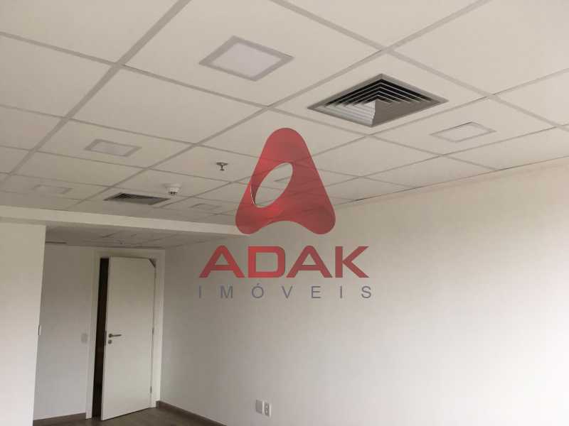 Conheça 5d041912-83a4-4066-a7fe-a2b4ea do imóvel - Sala Comercial 22m² à venda Santo Cristo, Rio de Janeiro - R$ 300.000 - CTSL00445 - 6 5d041912-83a4-4066-a7fe-a2b4ea - Sala Comercial 22m² à venda Santo Cristo, Rio de Janeiro - R$ 300.000 - CTSL00445 - 6