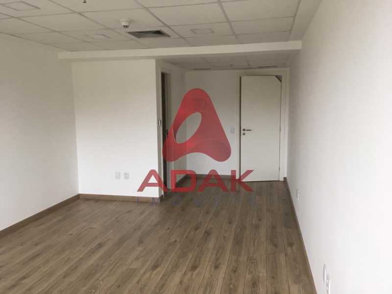 Conheça a093d205-e9f8-4a5e-a51c-e015b5 do imóvel - Sala Comercial 22m² à venda Santo Cristo, Rio de Janeiro - R$ 300.000 - CTSL00445 - 11 a093d205-e9f8-4a5e-a51c-e015b5 - Sala Comercial 22m² à venda Santo Cristo, Rio de Janeiro - R$ 300.000 - CTSL00445 - 11