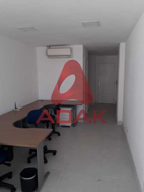 Conheça WhatsApp Image 2019-05-28 at 1 do imóvel - Sala Comercial 38m² para venda e aluguel Centro, Rio de Janeiro - R$ 300.000 - CTSL00471 - 1 WhatsApp Image 2019-05-28 at 1 - Sala Comercial 38m² para venda e aluguel Centro, Rio de Janeiro - R$ 300.000 - CTSL00471 - 1