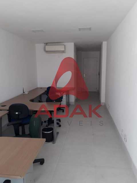 Conheça WhatsApp Image 2019-05-28 at 1 do imóvel - Sala Comercial 38m² para venda e aluguel Centro, Rio de Janeiro - R$ 300.000 - CTSL00471 - 6 WhatsApp Image 2019-05-28 at 1 - Sala Comercial 38m² para venda e aluguel Centro, Rio de Janeiro - R$ 300.000 - CTSL00471 - 6