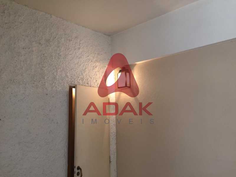 Conheça WhatsApp Image 2019-12-17 at 1 do imóvel - Sala Comercial 26m² à venda Copacabana, Rio de Janeiro - R$ 300.000 - CPSL00032 - 12 WhatsApp Image 2019-12-17 at 1 - Sala Comercial 26m² à venda Copacabana, Rio de Janeiro - R$ 300.000 - CPSL00032 - 12