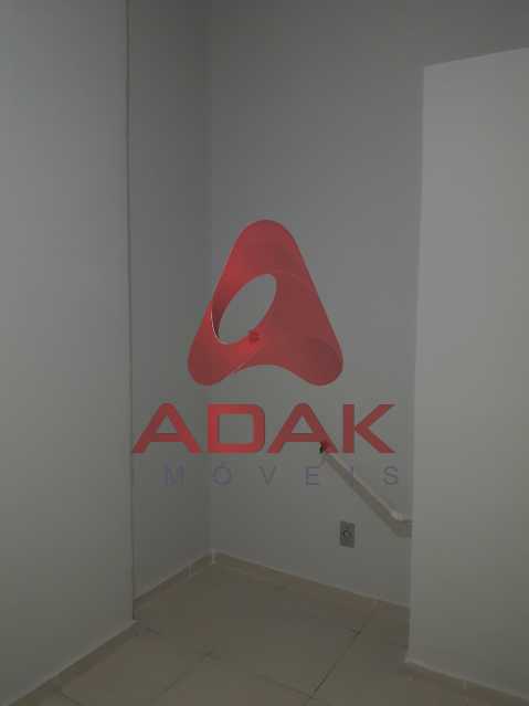 Conheça WhatsApp Image 2020-06-02 at 1 do imóvel - Apartamento 1 quarto para alugar Copacabana, Rio de Janeiro - R$ 850 - CPAP11503 - 12 WhatsApp Image 2020-06-02 at 1 - Apartamento 1 quarto para alugar Copacabana, Rio de Janeiro - R$ 850 - CPAP11503 - 12