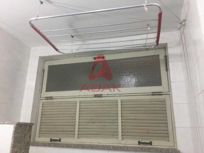 Conheça banheiro. do imóvel - Apartamento à venda Copacabana, Rio de Janeiro - R$ 500.000 - CPAP00373 - 19 banheiro. - Apartamento à venda Copacabana, Rio de Janeiro - R$ 500.000 - CPAP00373 - 19