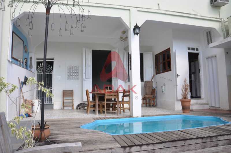 Conheça 5e8a09d4-f1bc-4361-a77b-8baa23 do imóvel - Casa 4 quartos à venda Santa Teresa, Rio de Janeiro - R$ 900.000 - CTCA40011 - 3 5e8a09d4-f1bc-4361-a77b-8baa23 - Casa 4 quartos à venda Santa Teresa, Rio de Janeiro - R$ 900.000 - CTCA40011 - 3