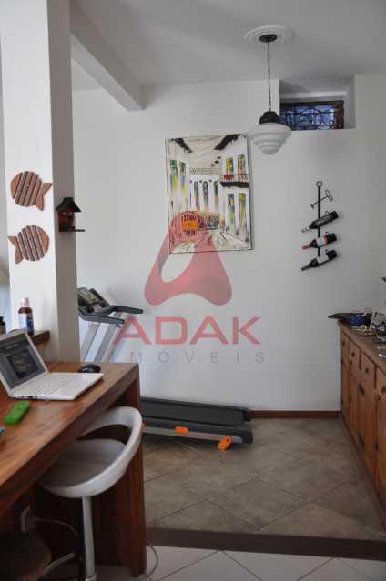 Conheça dab475d8-19b7-493b-8aaf-0dc062 do imóvel - Casa 4 quartos à venda Santa Teresa, Rio de Janeiro - R$ 900.000 - CTCA40011 - 25 dab475d8-19b7-493b-8aaf-0dc062 - Casa 4 quartos à venda Santa Teresa, Rio de Janeiro - R$ 900.000 - CTCA40011 - 25