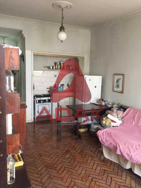 Conheça WhatsApp Image 2019-04-06 at 1 do imóvel - Kitnet/Conjugado 32m² à venda Copacabana, Rio de Janeiro - R$ 350.000 - CPKI00035 - 9 WhatsApp Image 2019-04-06 at 1 - Kitnet/Conjugado 32m² à venda Copacabana, Rio de Janeiro - R$ 350.000 - CPKI00035 - 9