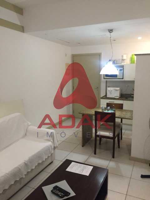 Conheça WhatsApp Image 2019-01-16 at 1 do imóvel - Flat 1 quarto à venda Copacabana, Rio de Janeiro - R$ 850.000 - CPFL10004 - 5 WhatsApp Image 2019-01-16 at 1 - Flat 1 quarto à venda Copacabana, Rio de Janeiro - R$ 850.000 - CPFL10004 - 5