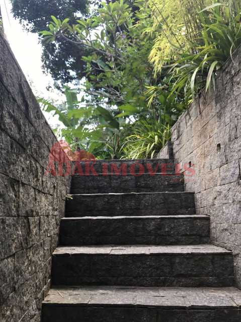 Conheça 0bf5625a-175c-418c-a474-1d601d do imóvel - Casa 4 quartos à venda Cosme Velho, Rio de Janeiro - R$ 1.400.000 - LACA40001 - 4 0bf5625a-175c-418c-a474-1d601d - Casa 4 quartos à venda Cosme Velho, Rio de Janeiro - R$ 1.400.000 - LACA40001 - 4