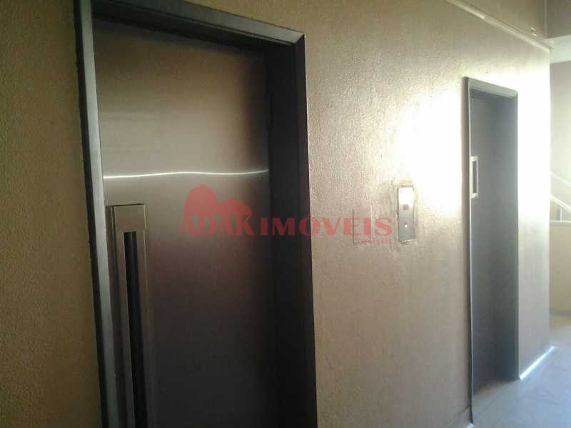Conheça IMG-20170714-WA0061 do imóvel - Kitnet/Conjugado à venda Laranjeiras, Rio de Janeiro - R$ 280.000 - LAKI10038 - 3 IMG-20170714-WA0061 - Kitnet/Conjugado à venda Laranjeiras, Rio de Janeiro - R$ 280.000 - LAKI10038 - 3