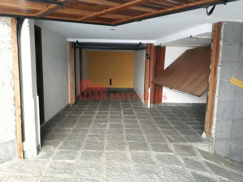 Conheça WhatsApp Image 2017-09-22 at 1 do imóvel - Casa 21 quartos à venda Glória, Rio de Janeiro - R$ 8.000.000 - LACA210001 - 9 WhatsApp Image 2017-09-22 at 1 - Casa 21 quartos à venda Glória, Rio de Janeiro - R$ 8.000.000 - LACA210001 - 9